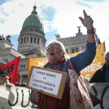 Las 3 variables de ajuste de Javier Milei sobre los jubilados y pensionados