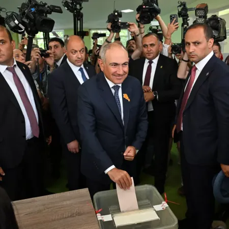 Contrato Civil y la pulseada con la oposición pro Moscú en la elección de Armenia
