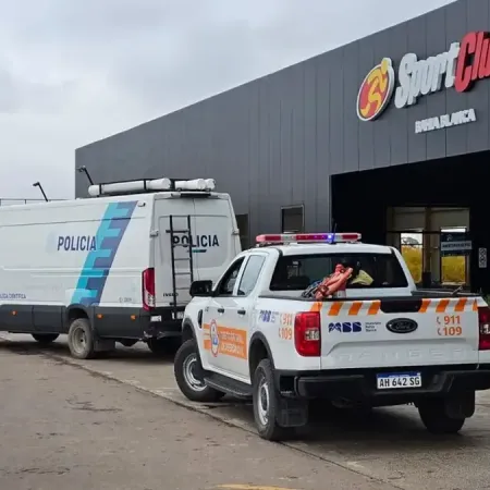 Fue a entrenar, se apoyó en una pared y cayó al vacío: un abogado murió en un gimnasio