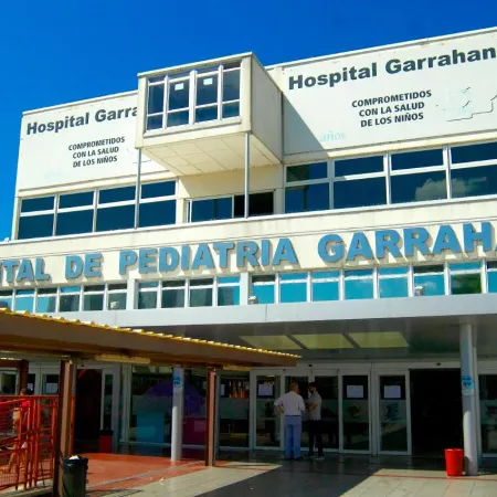 Residuos y rezagos aduaneros: el giro del Gobierno para ayudar al Garrahan