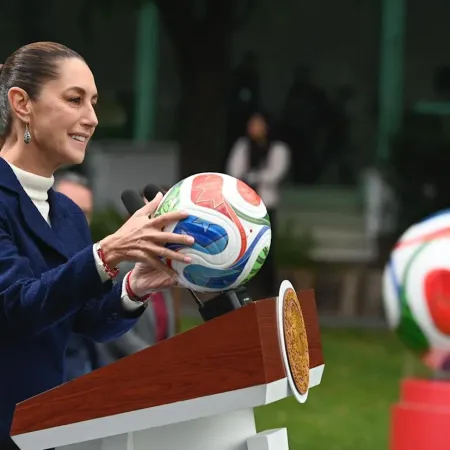 Claudia Sheinbaum convierte una canción mundialista en propaganda cultural