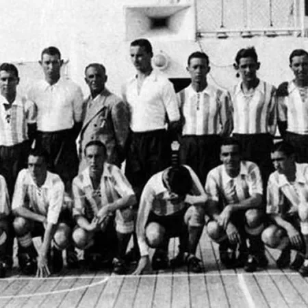 Debut y despedida: la Selección Argentina del descarte, en el Mundial de Mussolini