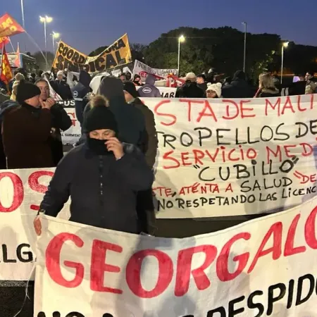 La Justicia frenó a Georgalos y abrió una vía para reclamar reincorporaciones