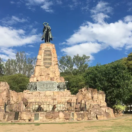Salta honra a Güemes con una ceremonia que reúne tradición, fe y orgullo