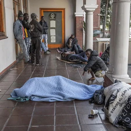 Sudáfrica, al borde del estallido: ataques a migrantes dejan miedo y desalojo
