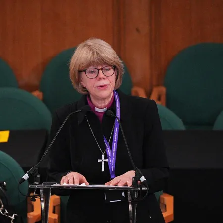 La Iglesia de Inglaterra admite su papel en la separación de 185.000 bebés