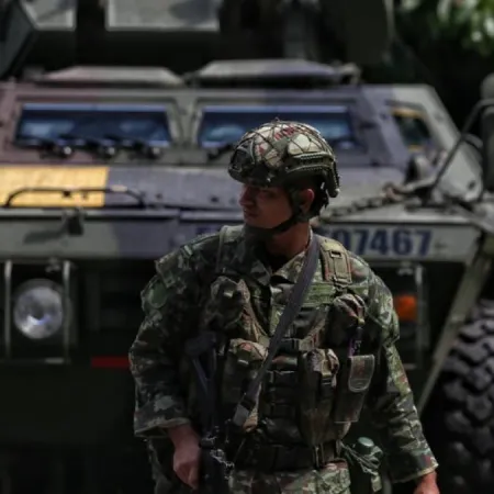 Iván Cepeda y Abelardo de la Espriella definen en Colombia el rumbo contra el ELN