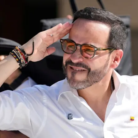 Abelardo de la Espriella vence a Iván Cepeda y Petro resiste reconocer el resultado