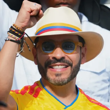 Elecciones en Colombia: el guiño de Santiago Caputo que lleva a Harrison Ford