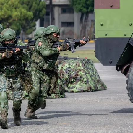 Taiwán se entrena ante el temor de que un simulacro chino derive en guerra