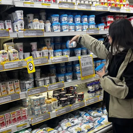 Informe Scentia: el consumo cayó 1,6% en mayo pese al alivio en los salarios