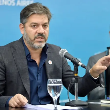Bianco comparó a Kicillof con una víctima de violencia de género y desató una polémica