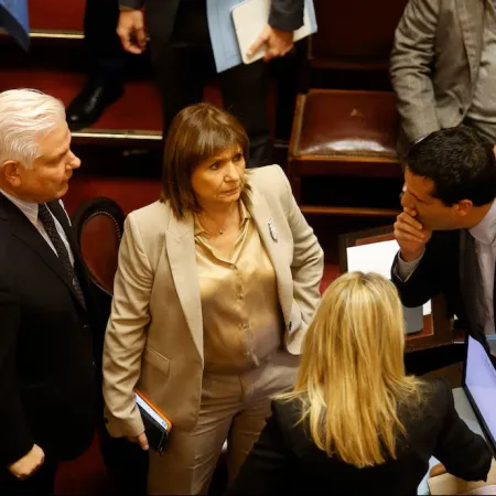 La sesión cayó, pero la pelea parlamentaria por el caso Adorni recién empieza