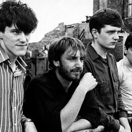 La colección definitiva de Joy Division: 14 CDs y 2 DVDs para coleccionistas