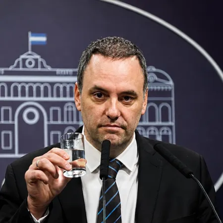 Renunció Manuel Adorni: la carta completa y por qué se fue ahora