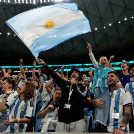 El Mundial también se juega en el dólar: cuánto gastarían los argentinos en EE.UU.