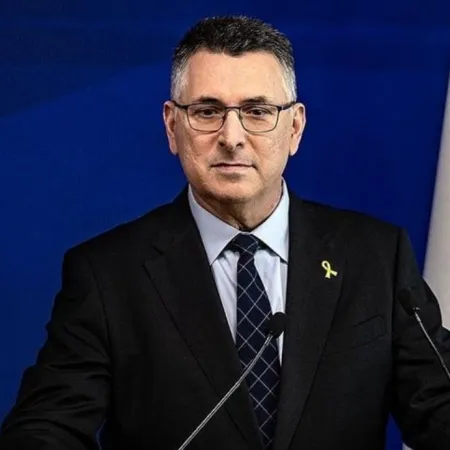 Sa'ar respalda a Netanyahu y abre la puerta a una coalición más estable