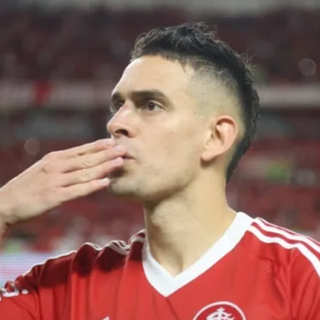 River mueve el mercado: cuánto paga por Borré y quién llega para cubrir a Bustos