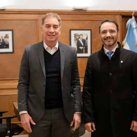 Guiño federal: uno por uno, los 13 gobernadores que felicitaron a Santilli