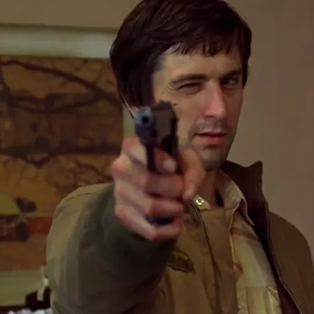 Santiago Caputo publicó una escena de Taxi Driver tras el ascenso de Santilli