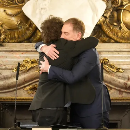 El nuevo círculo de Milei: Santilli, el PRO y el sostén que puede ser un ancla
