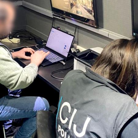 Una alerta internacional terminó con la detención de un maestro por almacenar material de abuso infantil