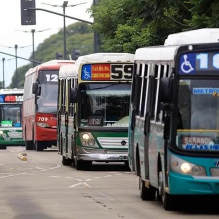 Sin acuerdo salarial, la UTA advierte por posibles paros de colectivos