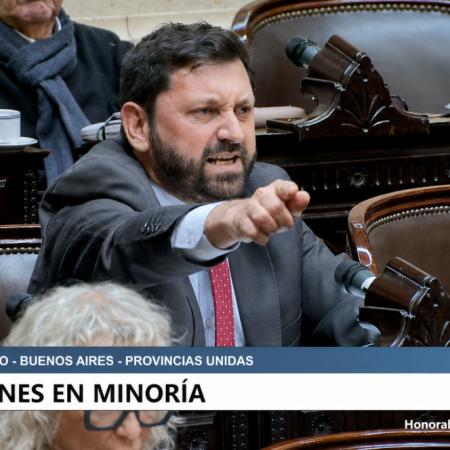Pablo Juliano explotó contra la UCR por ayudar a Adorni: "¿Qué les dieron?"
