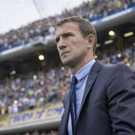 Arruabarrena estaría a un paso de volver a Boca tras el llamado de Riquelme