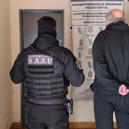 Con un hacha primero y una pistola después: violento ataque en una panadería de La Plata