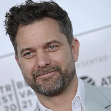 Joshua Jackson se suma a Tus amigos y vecinos y promete agitar la tercera temporada