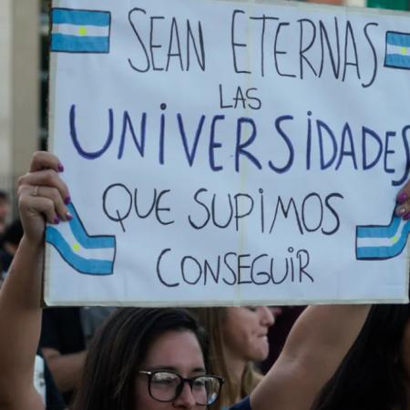 Nueva jornada de protestas: salen a la calle movimientos sociales y universitarios
