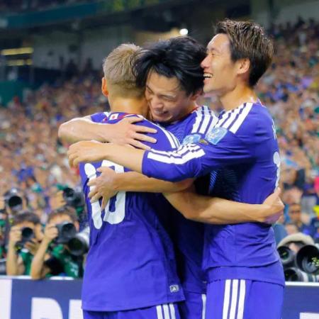 Japón hace historia: golea a Túnez en el partido 1.000 de los Mundiales