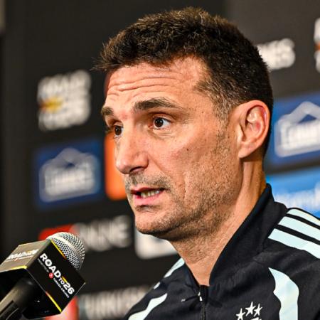 Scaloni, tras el amistoso ante Islandia: “Los chicos nos dan variantes y eso está bueno"