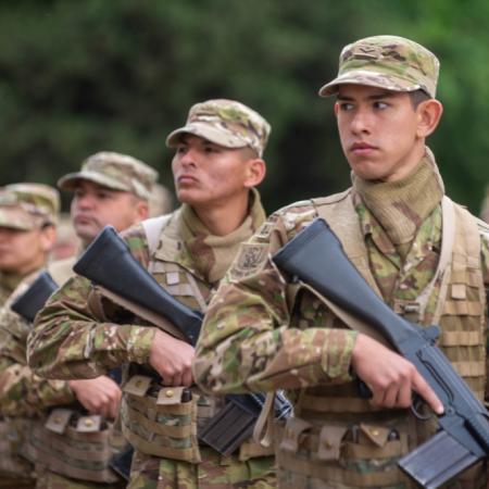 El Ejército lanzó una prohibición que generó rechazo en sus militares: de qué se trata