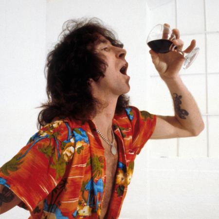 AC/DC vuelve a emocionar: Melbourne inaugura un mural para recordar a Bon Scott