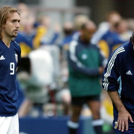 La obstinación de Bielsa dejó a Argentina afuera en primera ronda