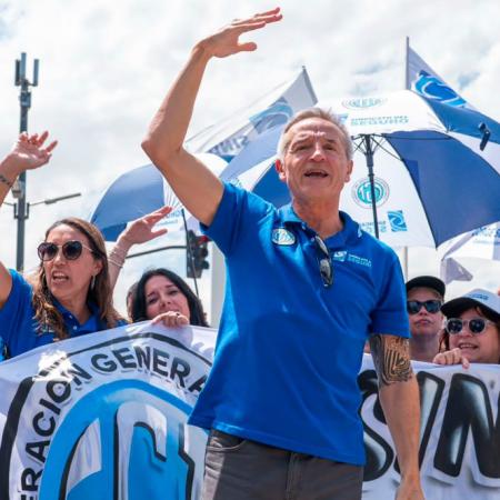 Qué es el plan de lucha "a la francesa" que lanzó la CGT contra Milei