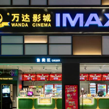 Imax lanzará experiencias audiovisuales inmersivas para autos que se manejan solos