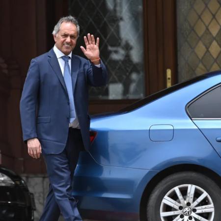 Scioli seguirá en su cargo ad honorem: la señal que mira el sector turístico