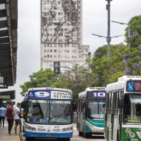 Cómo funcionarán los colectivos, subtes y trenes durante la semifinal contra Inglaterra