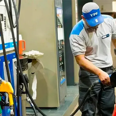 Alerta automovilistas: la suba en el impuesto a los combustibles impacta en el surtidor