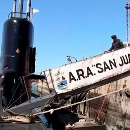 ARA San Juan: las familias advierten maniobras para influir en la sentencia