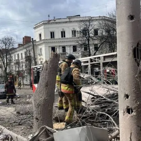 Rusia golpeó Kyiv con drones y misiles: 21 muertos y casi 90 heridos