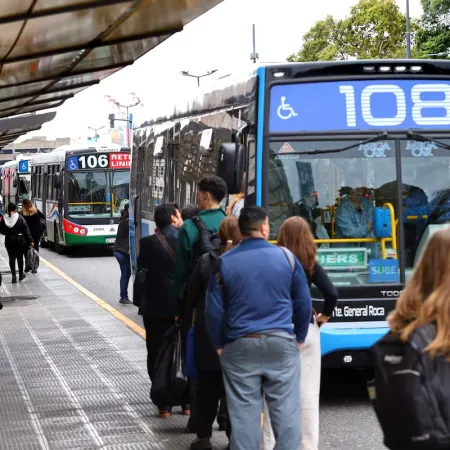Casi un millón de pasajeros menos: el boleto del bondi impacta fuerte en el AMBA