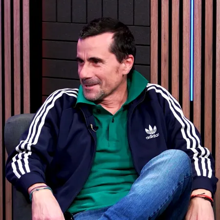 Julián Ibarrolaza: por qué sigue grabando discos completos en tiempos de singles