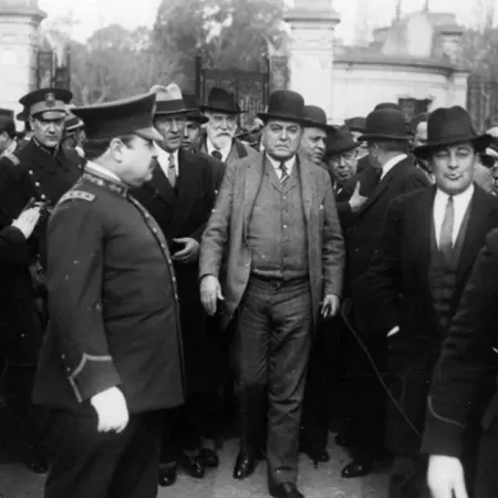 Yrigoyen, el hombre que cambió para siempre el juego político en Argentina