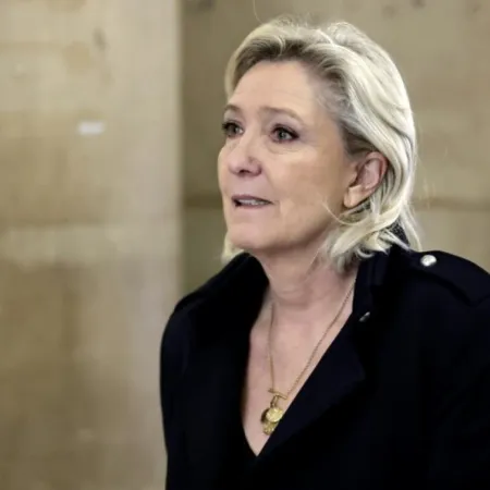Marine Le Pen conoce el fallo que puede dejarla fuera de la carrera presidencial