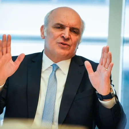 El escrito de Espert busca cambiar el rumbo de la causa por lavado