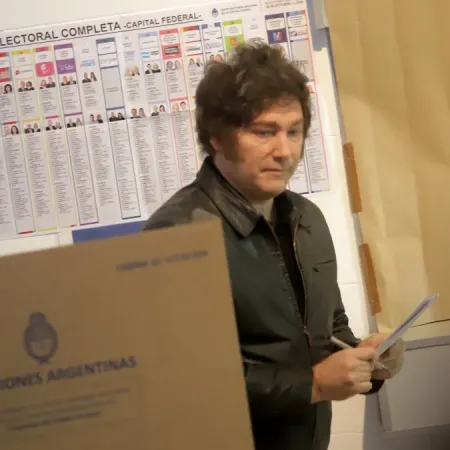 Cómo funcionarían las listas colectoras que impulsa el Gobierno para reemplazar las PASO